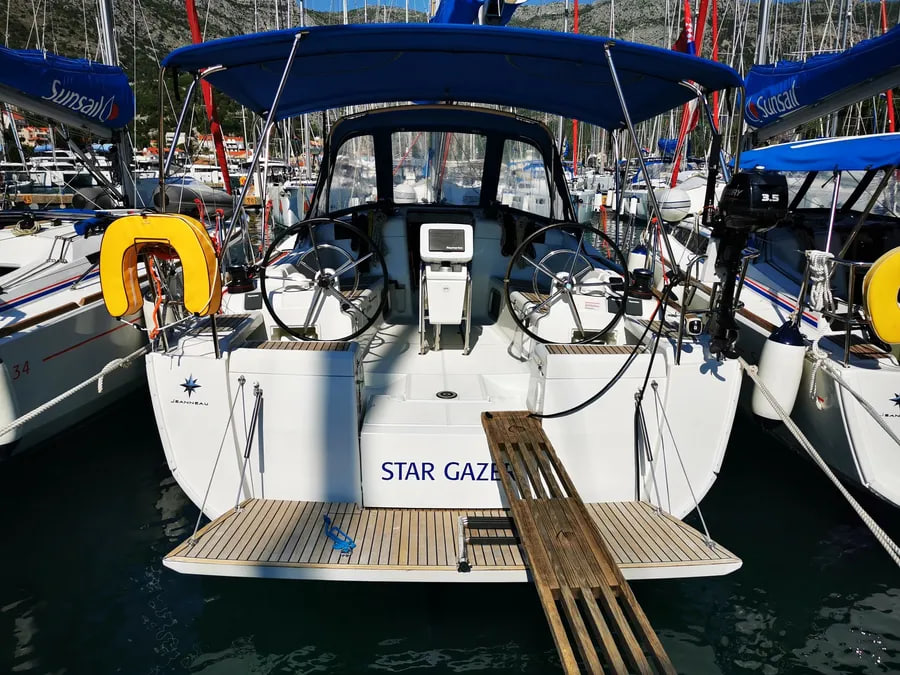 Jeanneau Sun Odyssey 419 | Star Gazer - image 1
